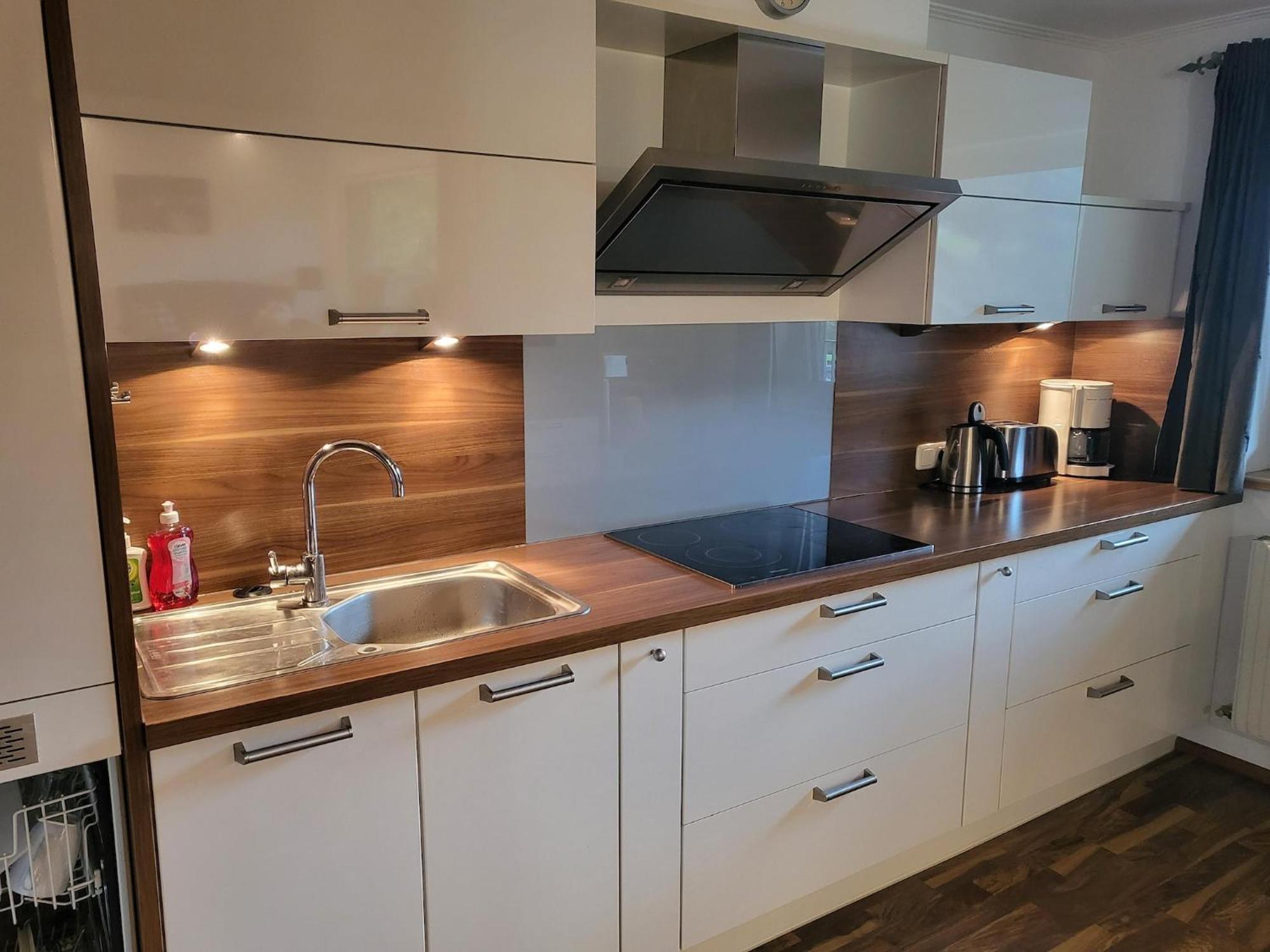 Apartment In Neukirchen With A Balcony Нойкирхен-ам-Гросфенедигер Экстерьер фото